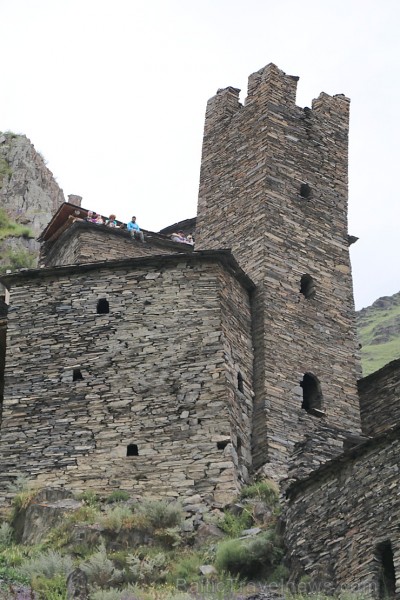 Travelnews.lv apmeklē Mutso ciemu Kaukāza kalnos un iepazīst viduslaiku cietoksni. Atbalsta: Georgia.Travel Travelnews.lv apmeklē Mutso ciemu Kaukāza kalnos un iepazīst viduslaiku cietoksni. Atbalsta: Georgia.Travel 264039