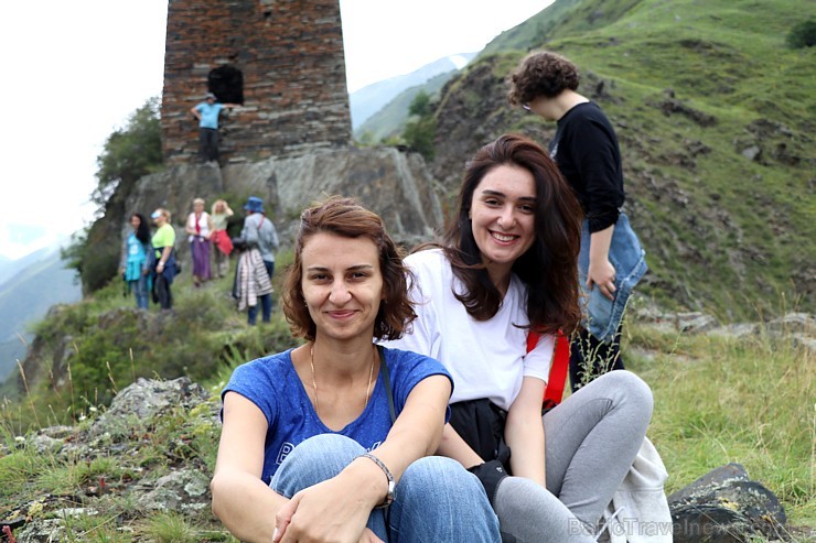 Travelnews.lv apmeklē Mutso ciemu Kaukāza kalnos un iepazīst viduslaiku cietoksni. Atbalsta: Georgia.Travel Travelnews.lv apmeklē Mutso ciemu Kaukāza kalnos un iepazīst viduslaiku cietoksni. Atbalsta: Georgia.Travel 264055