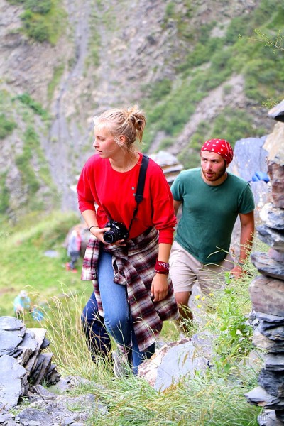 Travelnews.lv apmeklē Mutso ciemu Kaukāza kalnos un iepazīst viduslaiku cietoksni. Atbalsta: Georgia.Travel Travelnews.lv apmeklē Mutso ciemu Kaukāza kalnos un iepazīst viduslaiku cietoksni. Atbalsta: Georgia.Travel 264074