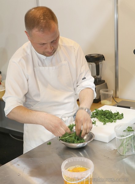 Latvijas populārākie šefpavāri izstādē «Riga Food 2019» cīnās par Latvijas labākā meistarpavāra titulu Latvijas populārākie šefpavāri izstādē «Riga Food 2019» cīnās par Latvijas labākā meistarpavāra titulu 264438