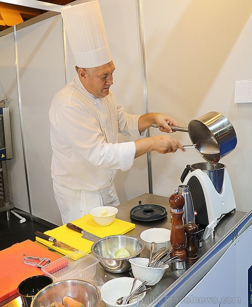 Latvijas populārākie šefpavāri izstādē «Riga Food 2019» cīnās par Latvijas labākā meistarpavāra titulu Latvijas populārākie šefpavāri izstādē «Riga Food 2019» cīnās par Latvijas labākā meistarpavāra titulu 264441