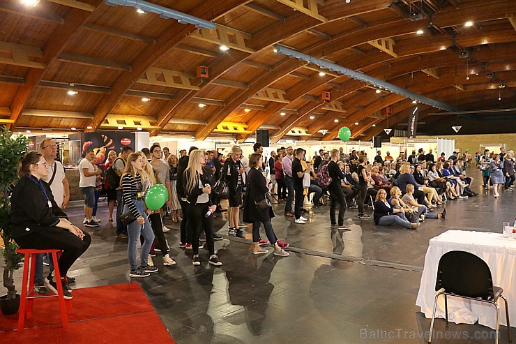 Latvijas populārākie šefpavāri izstādē «Riga Food 2019» cīnās par Latvijas labākā meistarpavāra titulu Latvijas populārākie šefpavāri izstādē «Riga Food 2019» cīnās par Latvijas labākā meistarpavāra titulu 264444