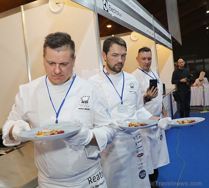 Latvijas populārākie šefpavāri izstādē «Riga Food 2019» cīnās par Latvijas labākā meistarpavāra titulu Latvijas populārākie šefpavāri izstādē «Riga Food 2019» cīnās par Latvijas labākā meistarpavāra titulu 264461