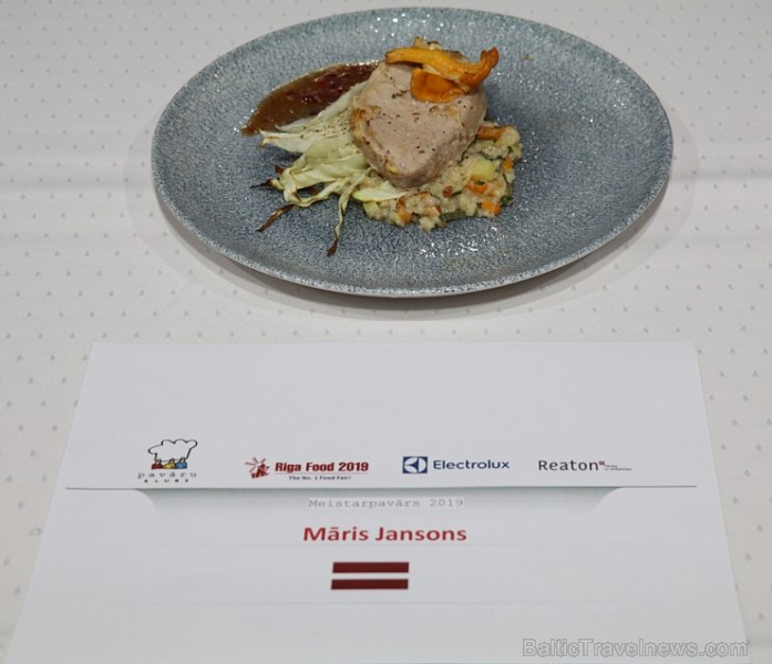 Latvijas populārākie šefpavāri izstādē «Riga Food 2019» cīnās par Latvijas labākā meistarpavāra titulu Latvijas populārākie šefpavāri izstādē «Riga Food 2019» cīnās par Latvijas labākā meistarpavāra titulu 264468