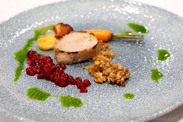 Latvijas populārākie šefpavāri izstādē «Riga Food 2019» cīnās par Latvijas labākā meistarpavāra titulu Latvijas populārākie šefpavāri izstādē «Riga Food 2019» cīnās par Latvijas labākā meistarpavāra titulu 264475
