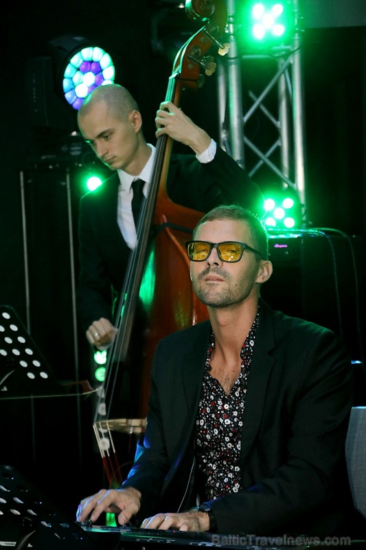 Vecrīgas 5 zvaigžņu viesnīca «Pullman Riga Old Town» 13.09.2019 svin 3.gadu jubileju ar zirga tematiku Vecrīgas 5 zvaigžņu viesnīca «Pullman Riga Old Town» 13.09.2019 svin 3.gadu jubileju ar zirga tematiku 265431