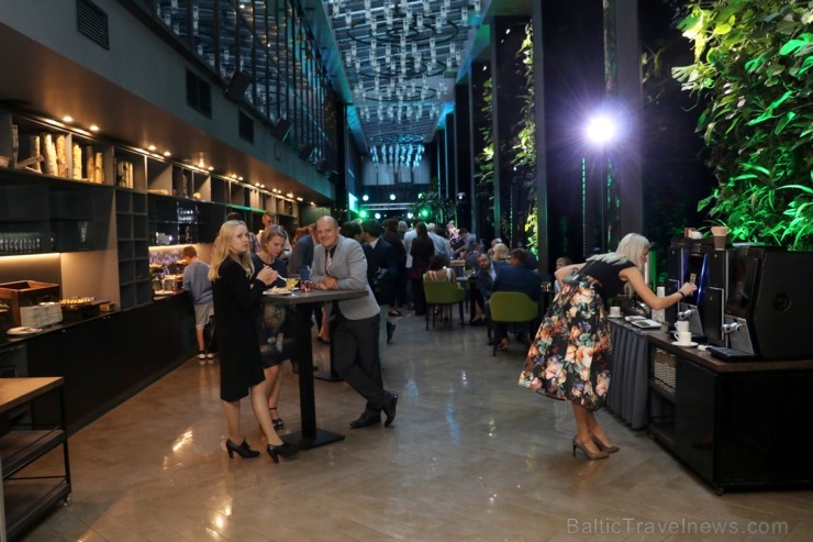 Vecrīgas 5 zvaigžņu viesnīca «Pullman Riga Old Town» 13.09.2019 svin 3.gadu jubileju ar zirga tematiku Vecrīgas 5 zvaigžņu viesnīca «Pullman Riga Old Town» 13.09.2019 svin 3.gadu jubileju ar zirga tematiku 265434