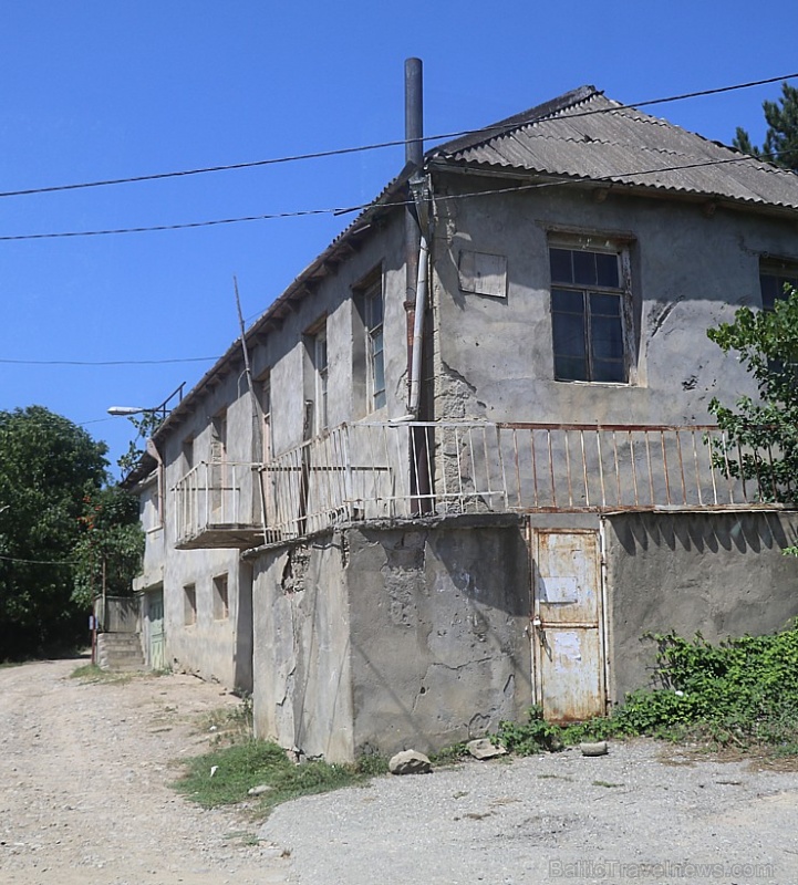 Travelnews.lv uz īsu mirkli apmeklē Stalina dzimto pilsētu Gori Gruzijā. Atbalsta: Georgia.Travel Travelnews.lv uz īsu mirkli apmeklē Stalina dzimto pilsētu Gori Gruzijā. Atbalsta: Georgia.Travel 265536