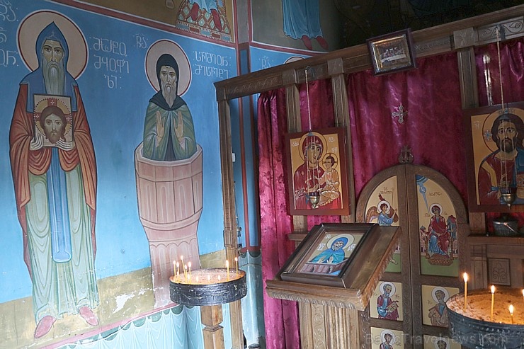 Travelnews.lv apmeklē klinšu torni Katskhi Pillar, kur 40 metru augstumā atrodas klosteris. Atbalsta: Georgia.Travel Travelnews.lv apmeklē klinšu torni Katskhi Pillar, kur 40 metru augstumā atrodas klosteris. Atbalsta: Georgia.Travel 265700