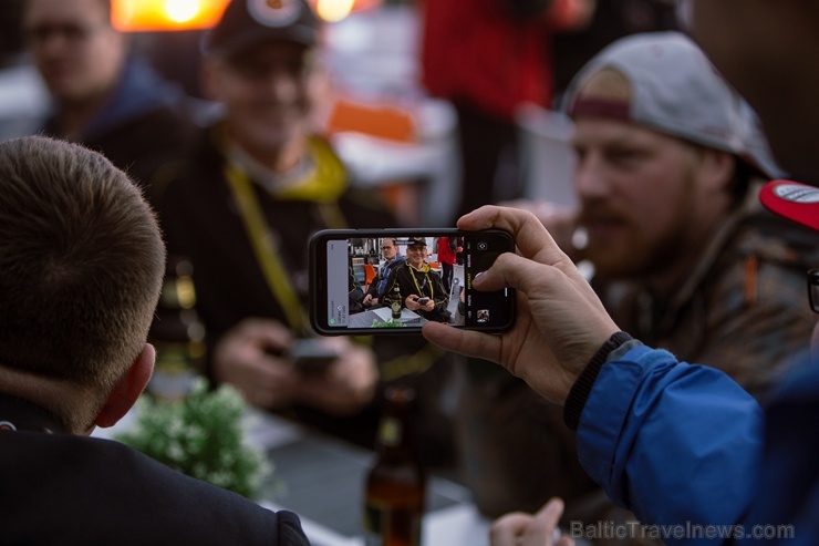 Travelnews.lv ar «Renault Mūsa Motors Rīga» atbalstu iepazīst Pasaules rallijkrosa čempionāta aizkulises Latvijā. Foto: Toms Svilāns Travelnews.lv ar «Renault Mūsa Motors Rīga» atbalstu iepazīst Pasaules rallijkrosa čempionāta aizkulises Latvijā. Foto: Toms Svilāns 265720