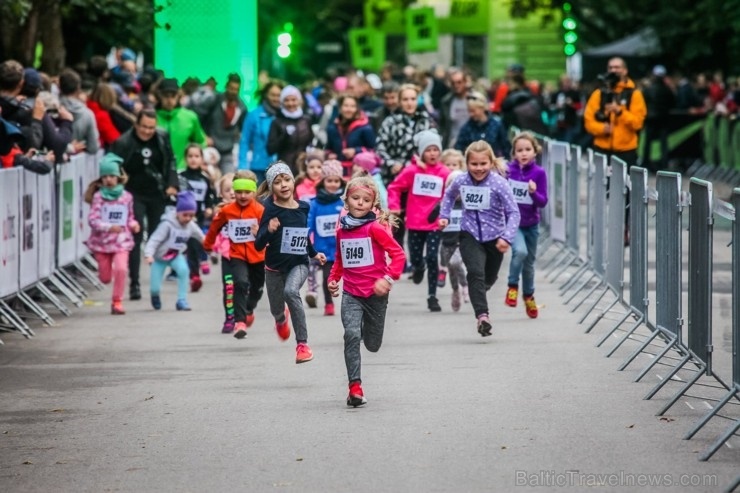 Mežaparkā jau devīto reizi norisinājās septembra lielākais aktīvā dzīvesveida pasākums galvaspilsētā - We Run Riga Mežaparkā jau devīto reizi norisinājās septembra lielākais aktīvā dzīvesveida pasākums galvaspilsētā - We Run Riga 266094