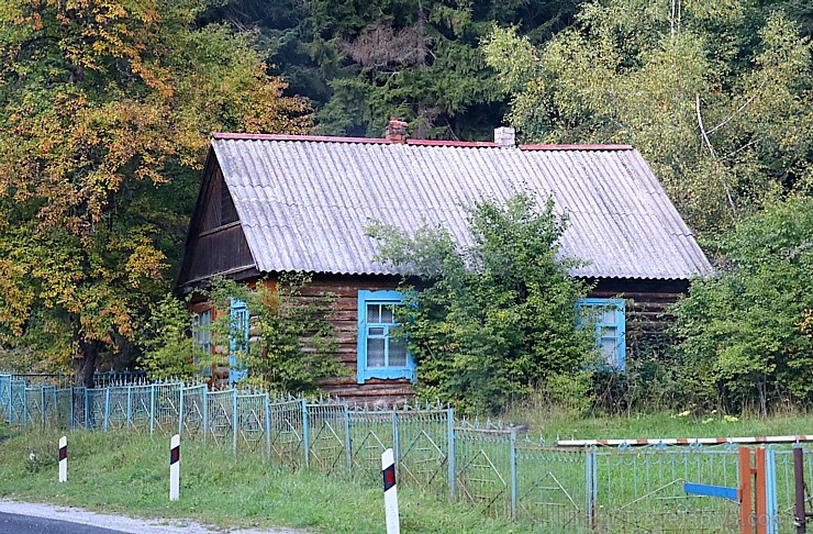 Dombaju un Treberdu savieno dabas rezervāts un kvalitatīvs līkloču ceļš. Atbalsta: Magtur 266517