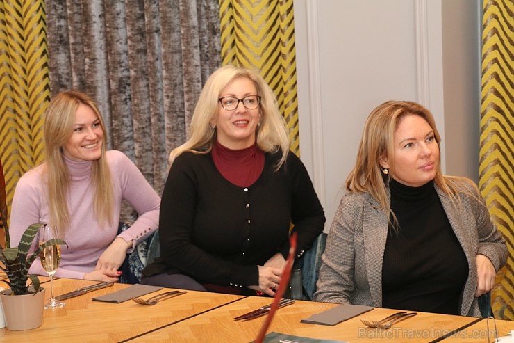 Tūrisma firma «Cruiselines» pie brokastu galda restorānā «Snob» iepazīstina ar premium klases kruīzu kompāniju «Ponant» Tūrisma firma «Cruiselines» pie brokastu galda restorānā «Snob» iepazīstina ar premium klases kruīzu kompāniju «Ponant» 266606