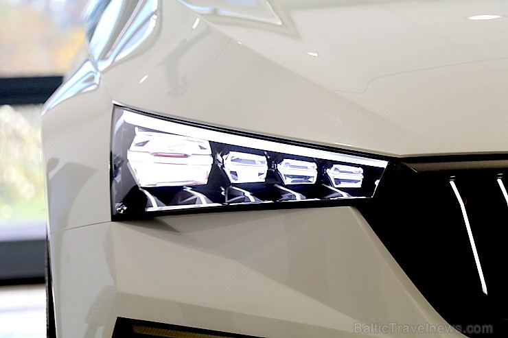 «Green Motors» divas dienas publikai prezentē jaunā koncepta auto «Škoda Vision RS» 267000