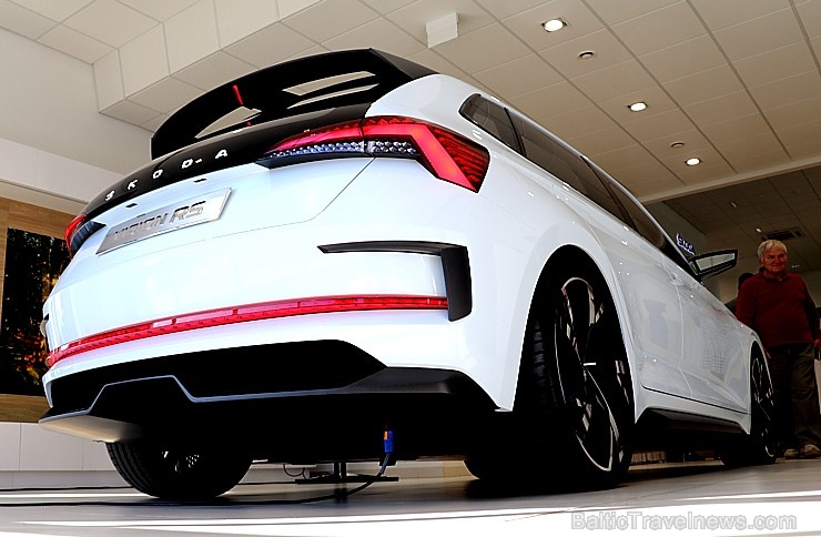 «Green Motors» divas dienas publikai prezentē jaunā koncepta auto «Škoda Vision RS» 267001