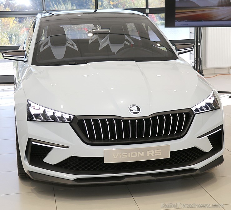 «Green Motors» divas dienas publikai prezentē jaunā koncepta auto «Škoda Vision RS» 267029