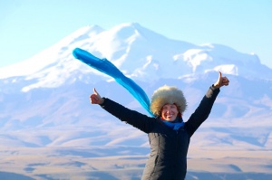 Travelnews.lv rīta agrumā apjūsmo Eiropas augstāko virsotni Elbruss