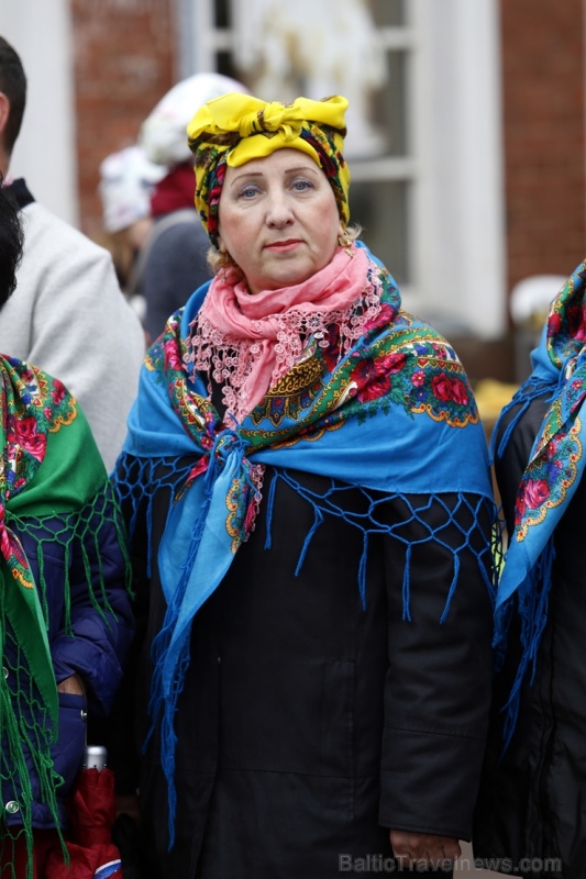 Rēzeknes Miķeļdienas gadatirgus pārsteidz iedzīvotājus un pilsētas viesus ar varenu tirgošanos, mielošanos, muzicēšanu, dejošanu un dižošanos Rēzeknes Miķeļdienas gadatirgus pārsteidz iedzīvotājus un pilsētas viesus ar varenu tirgošanos, mielošanos, muzicēšanu, dejošanu un dižošanos 267319