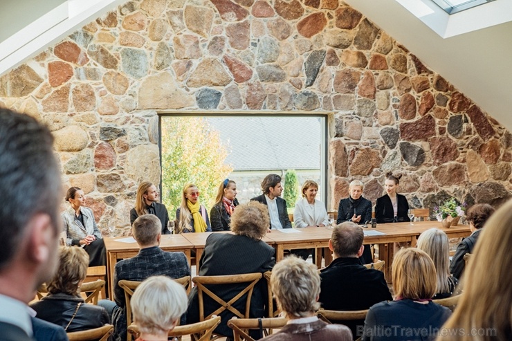 Rūmenes muižā, atzīmējot atjaunošanas 10 gadu jubileju, atklāj jaunu kultūras un svinību telpu KŪTS Rūmenes muižā, atzīmējot atjaunošanas 10 gadu jubileju, atklāj jaunu kultūras un svinību telpu KŪTS 267534
