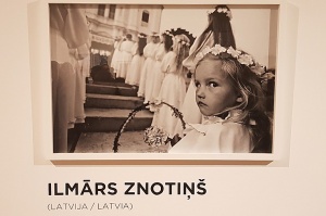 Latvijas Fotogrāfijas muzejā skatāma fotogrāfa Ilmāra Znotiņa izstāde «Latgolys ļauds»