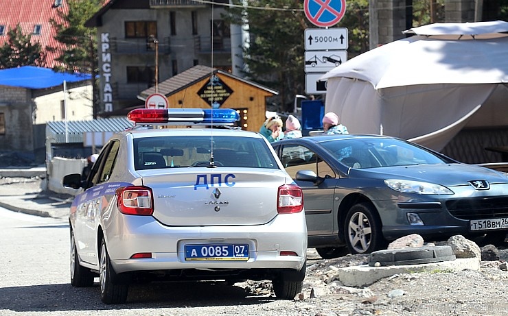 Travelnews.lv ceļo ar auto no Terskola Elbrusa piekājē uz Miņeraļnije Vodi. Atbalsta: Magtur 268227