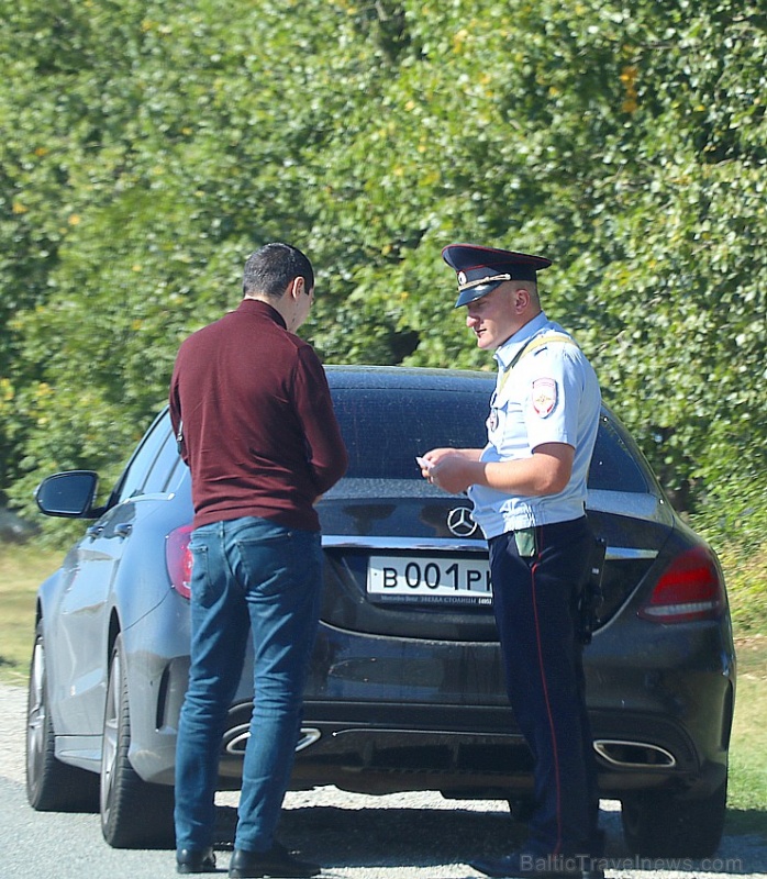 Travelnews.lv ceļo ar auto no Terskola Elbrusa piekājē uz Miņeraļnije Vodi. Atbalsta: Magtur 268268