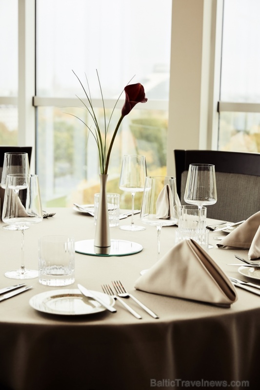 Bellevue Park Hotel Riga aicina ikvienu izbaudīt īpašo rudens nedēļas piedāvājumu 11.stāva panorāmas restorānā Le Sommet Bellevue Park Hotel Riga aicina ikvienu izbaudīt īpašo rudens nedēļas piedāvājumu 11.stāva panorāmas restorānā Le Sommet 268422