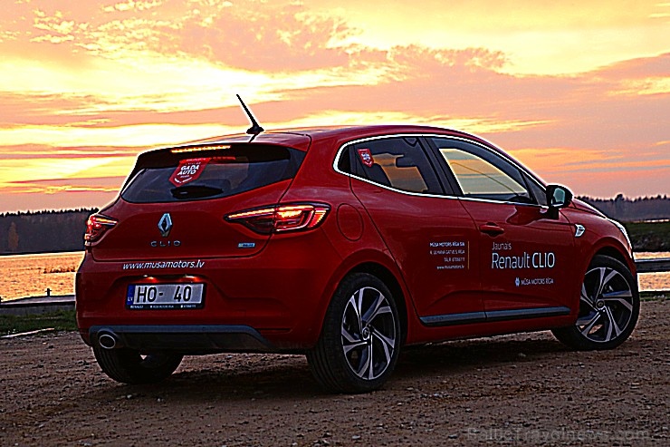 Travelnews.lv apceļo Latviju ar jauno piektās paaudzes «Renault Clio TCe 130» 268791