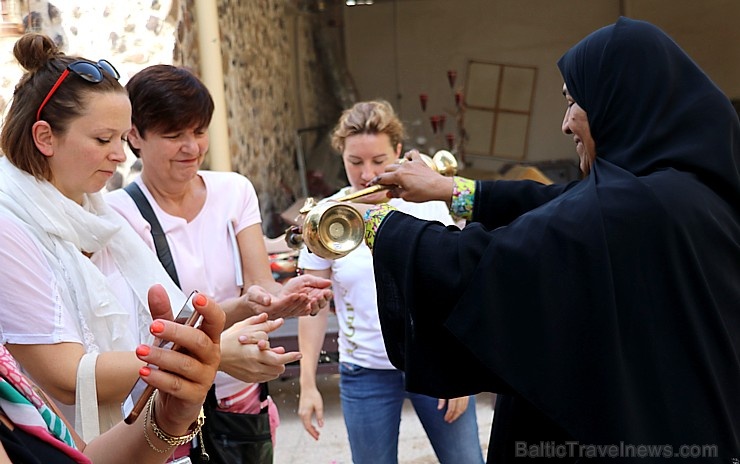 Travelnews.lv iepazīst turīgu arābu privātmāju Šārdžas emirātā. Atbalsta: VisitSharjah.com un Novatours.lv Travelnews.lv iepazīst turīgu arābu privātmāju Šārdžas emirātā. Atbalsta: VisitSharjah.com un Novatours.lv 269272