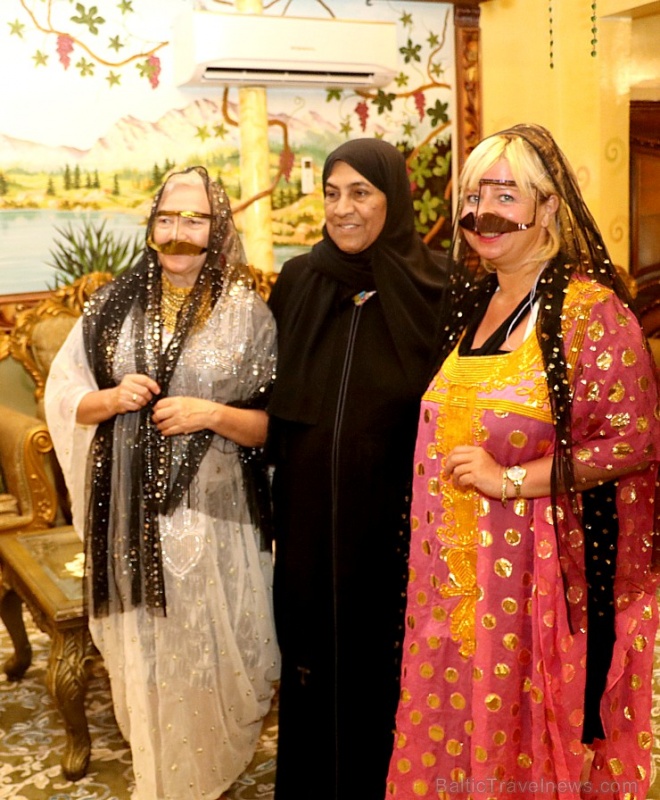 Travelnews.lv iepazīst turīgu arābu privātmāju Šārdžas emirātā. Atbalsta: VisitSharjah.com un Novatours.lv Travelnews.lv iepazīst turīgu arābu privātmāju Šārdžas emirātā. Atbalsta: VisitSharjah.com un Novatours.lv 269315