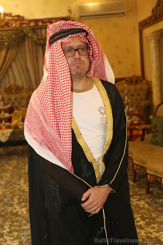 Travelnews.lv iepazīst turīgu arābu privātmāju Šārdžas emirātā. Atbalsta: VisitSharjah.com un Novatours.lv Travelnews.lv iepazīst turīgu arābu privātmāju Šārdžas emirātā. Atbalsta: VisitSharjah.com un Novatours.lv 269317