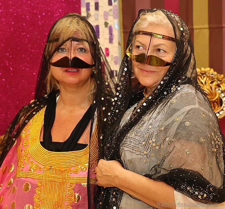 Travelnews.lv iepazīst turīgu arābu privātmāju Šārdžas emirātā. Atbalsta: VisitSharjah.com un Novatours.lv Travelnews.lv iepazīst turīgu arābu privātmāju Šārdžas emirātā. Atbalsta: VisitSharjah.com un Novatours.lv 269320