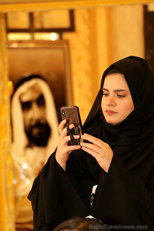 Travelnews.lv iepazīst turīgu arābu privātmāju Šārdžas emirātā. Atbalsta: VisitSharjah.com un Novatours.lv Travelnews.lv iepazīst turīgu arābu privātmāju Šārdžas emirātā. Atbalsta: VisitSharjah.com un Novatours.lv 269323
