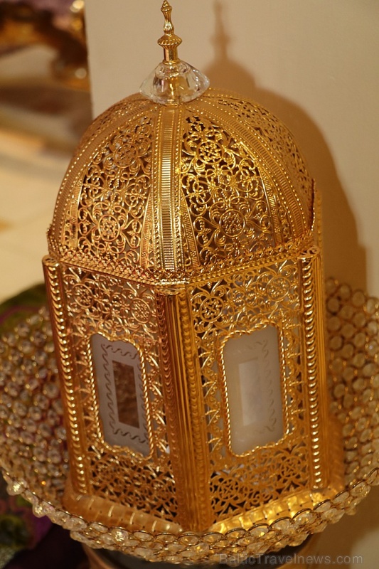 Travelnews.lv iepazīst turīgu arābu privātmāju Šārdžas emirātā. Atbalsta: VisitSharjah.com un Novatours.lv Travelnews.lv iepazīst turīgu arābu privātmāju Šārdžas emirātā. Atbalsta: VisitSharjah.com un Novatours.lv 269338