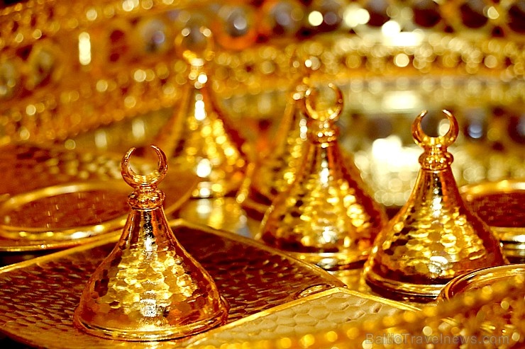 Travelnews.lv iepazīst turīgu arābu privātmāju Šārdžas emirātā. Atbalsta: VisitSharjah.com un Novatours.lv Travelnews.lv iepazīst turīgu arābu privātmāju Šārdžas emirātā. Atbalsta: VisitSharjah.com un Novatours.lv 269344