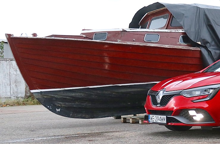 Travelnews.lv apceļo Rīgas apkārtni ar jauno un 300 zirgspēku jaudīgo «Renault Megane RS 300 Trophy» Travelnews.lv apceļo Rīgas apkārtni ar jauno un 300 zirgspēku jaudīgo «Renault Megane RS 300 Trophy» 269364