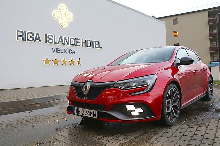 Travelnews.lv apceļo Rīgas apkārtni ar jauno un 300 zirgspēku jaudīgo «Renault Megane RS 300 Trophy» Travelnews.lv apceļo Rīgas apkārtni ar jauno un 300 zirgspēku jaudīgo «Renault Megane RS 300 Trophy» 269368