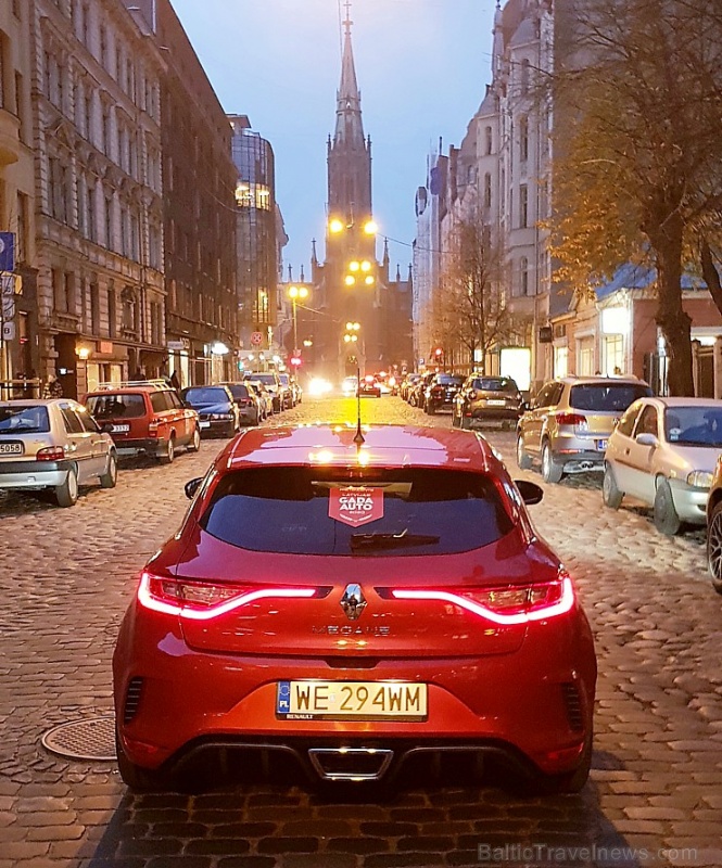 Travelnews.lv apceļo Rīgas apkārtni ar jauno un 300 zirgspēku jaudīgo «Renault Megane RS 300 Trophy» Travelnews.lv apceļo Rīgas apkārtni ar jauno un 300 zirgspēku jaudīgo «Renault Megane RS 300 Trophy» 269377