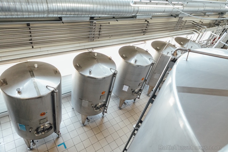 Ar īpašu ekskursiju atzīmē pirmo pusgadu, kopš plašākai sabiedrībai iespējams aplūkot Baltijā lielākās alkoholisko dzērienu ražotnes Latvijas balzams Ar īpašu ekskursiju atzīmē pirmo pusgadu, kopš plašākai sabiedrībai iespējams aplūkot Baltijā lielākās alkoholisko dzērienu ražotnes Latvijas balzams 269778