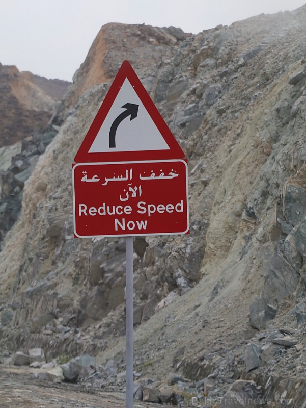 Travelnews.lv piedāvā fotomirkļus no ceļojuma autobusa loga Šārdžas emirātos. Atbalsta: VisitSharjah.com un Novatours.lv Travelnews.lv piedāvā fotomirkļus no ceļojuma autobusa loga Šārdžas emirātos. Atbalsta: VisitSharjah.com un Novatours.lv 269800