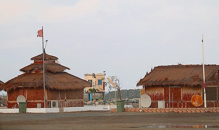Travelnews.lv piedāvā fotomirkļus no ceļojuma autobusa loga Šārdžas emirātos. Atbalsta: VisitSharjah.com un Novatours.lv Travelnews.lv piedāvā fotomirkļus no ceļojuma autobusa loga Šārdžas emirātos. Atbalsta: VisitSharjah.com un Novatours.lv 269807