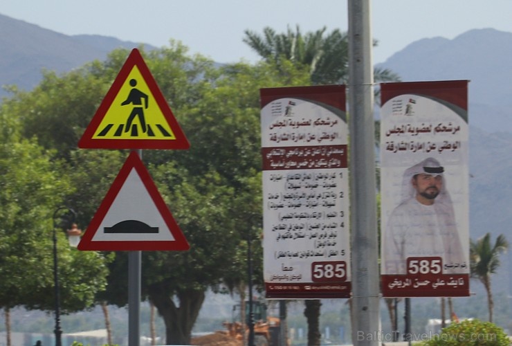Travelnews.lv piedāvā fotomirkļus no ceļojuma autobusa loga Šārdžas emirātos. Atbalsta: VisitSharjah.com un Novatours.lv Travelnews.lv piedāvā fotomirkļus no ceļojuma autobusa loga Šārdžas emirātos. Atbalsta: VisitSharjah.com un Novatours.lv 269837
