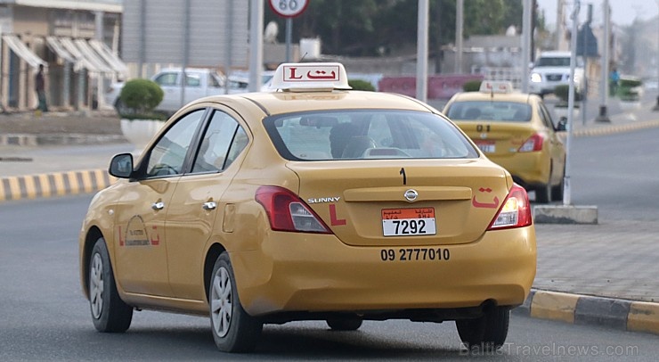Travelnews.lv piedāvā fotomirkļus no ceļojuma autobusa loga Šārdžas emirātos. Atbalsta: VisitSharjah.com un Novatours.lv Travelnews.lv piedāvā fotomirkļus no ceļojuma autobusa loga Šārdžas emirātos. Atbalsta: VisitSharjah.com un Novatours.lv 269844