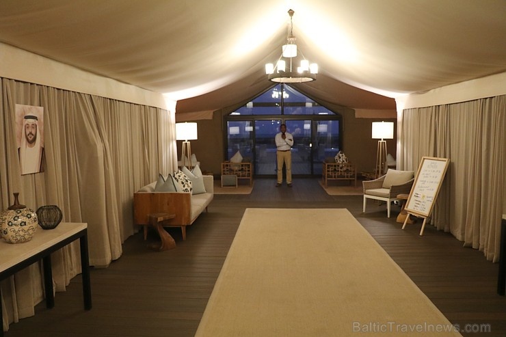 Travelnews.lv ar nakšņojumu iepazīst burvīgu vietu uz salas «Kingfisher Lodge». Atbalsta: VisitSharjah.com un Novatours.lv Travelnews.lv ar nakšņojumu iepazīst burvīgu vietu uz salas «Kingfisher Lodge». Atbalsta: VisitSharjah.com un Novatours.lv 269920