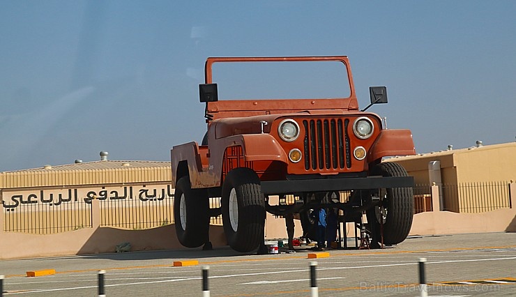 Travelnews.lv iepazīst Šārdžas emirāta lieliskos lielceļus ar 120 km/h. Atbalsta: VisitSharjah.com un Novatours.lv Travelnews.lv iepazīst Šārdžas emirāta lieliskos lielceļus ar 120 km/h. Atbalsta: VisitSharjah.com un Novatours.lv 270342