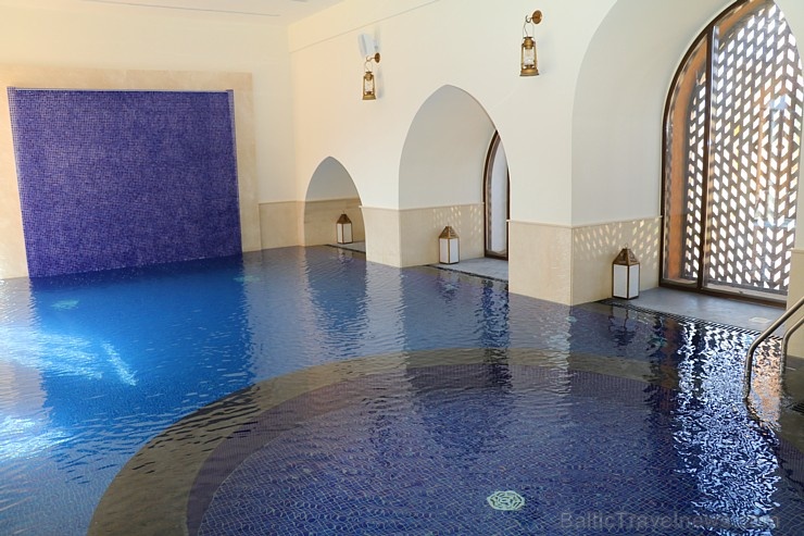 Tuksnesī apmeklējam un pusdienojam Šārdžas emirātu viesnīcā «Al Badayer Oasis», kas pieder emirāta īpašo naktsmītņu kolekcijai «Mysk  Sharjah Collecti 270383