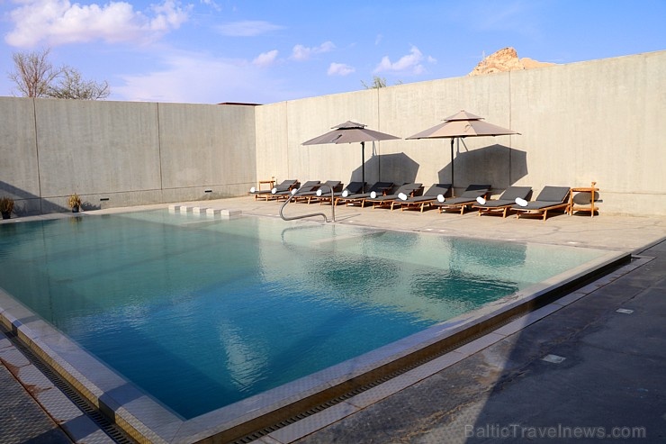 Travelnews.lv apmeklē Šārdžas emirātu restorānu, viesnīcu un spa «Al Faya Lodge». Atbalsta: Novatours.lv Travelnews.lv apmeklē Šārdžas emirātu restorānu, viesnīcu un spa «Al Faya Lodge». Atbalsta: Novatours.lv 270603