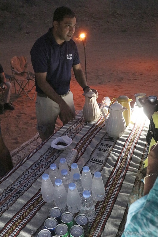 Travelnews.lv izbauda tuksnesī nakts vakariņas un zvaigznes teleskopā. Atbalsta: VisitSharjah.com un Novatours.lv Travelnews.lv izbauda tuksnesī nakts vakariņas un zvaigznes teleskopā. Atbalsta: VisitSharjah.com un Novatours.lv 271073