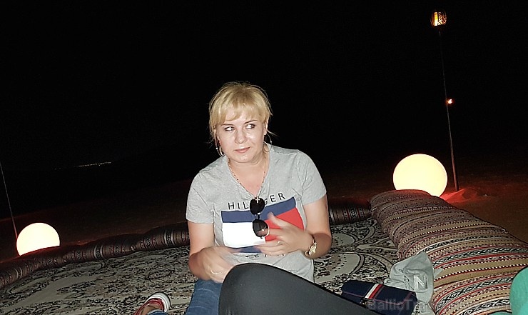 Travelnews.lv izbauda tuksnesī nakts vakariņas un zvaigznes teleskopā. Atbalsta: VisitSharjah.com un Novatours.lv Travelnews.lv izbauda tuksnesī nakts vakariņas un zvaigznes teleskopā. Atbalsta: VisitSharjah.com un Novatours.lv 271077