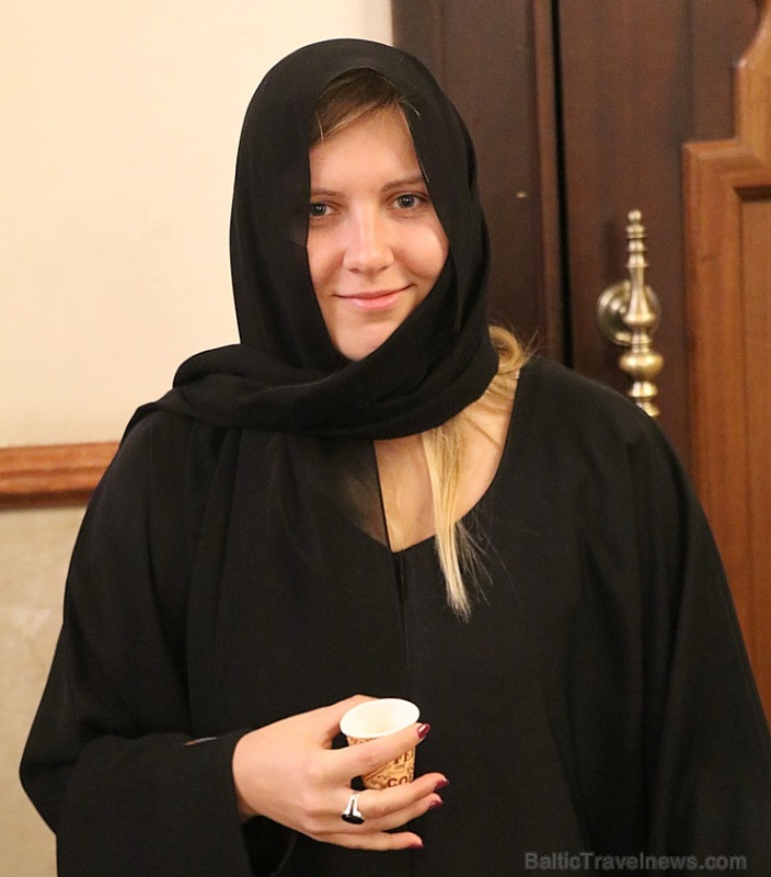 Travelnews.lv ekskursijas veidā apmeklē skaistu mošeju Šārdžas emirātā. Atbalsta: VisitSharjah.com un Novatours.lv Travelnews.lv ekskursijas veidā apmeklē skaistu mošeju Šārdžas emirātā. Atbalsta: VisitSharjah.com un Novatours.lv 271248